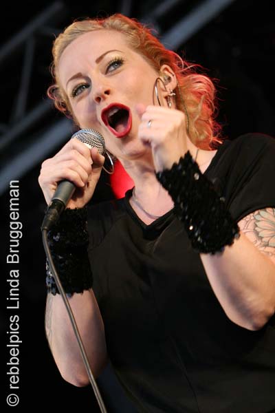 anneke van giersbergen (67)