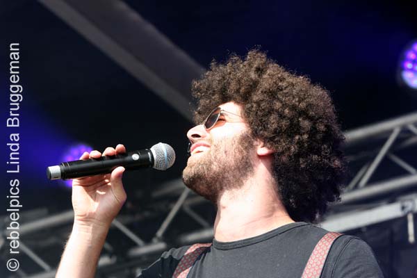 rilan & the bombardiers (37)